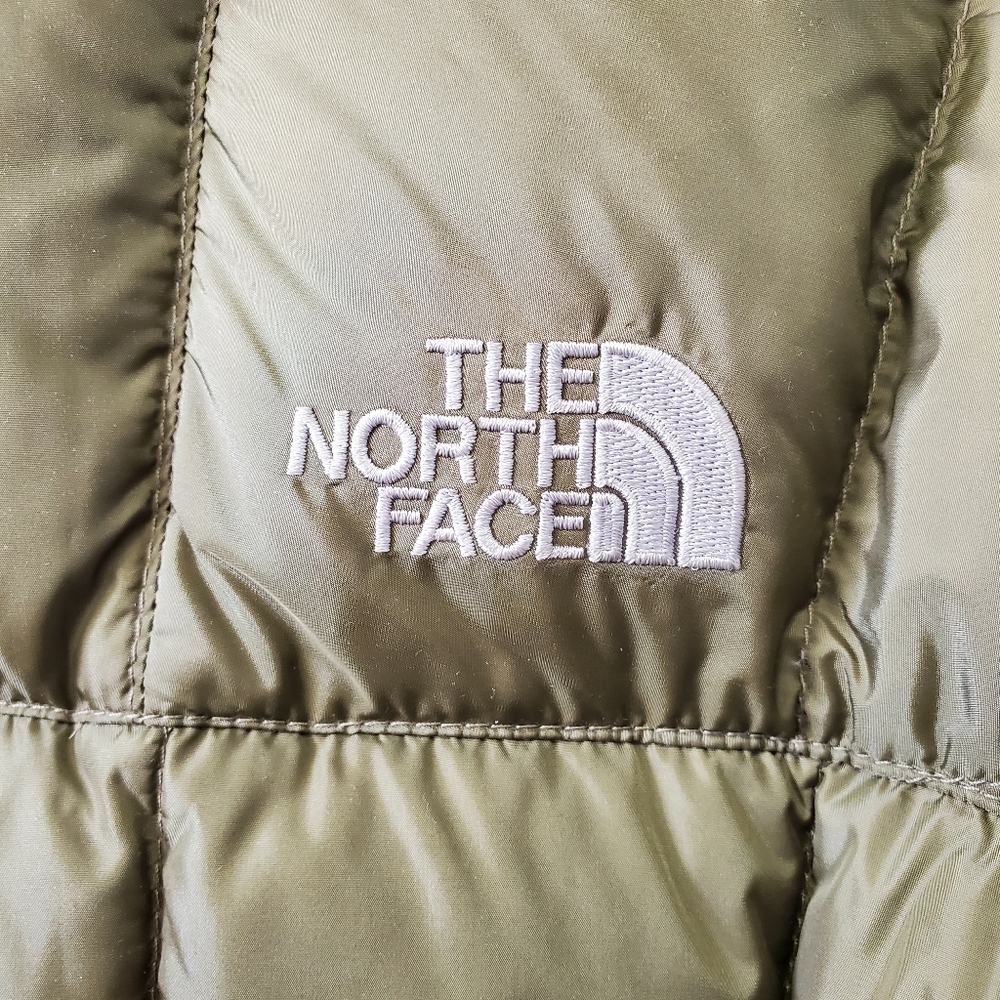 The North Face Metropolis Parka - Picture 10 of 16